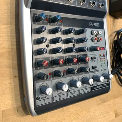 Behringer 802 8-Input 2-Bus Mixer XENYX EQ 2016 - Present - Standard image 3