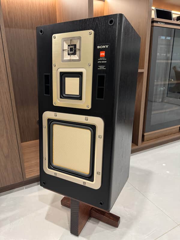 Sony APM-930AV Flagship Speakers – Collector Grade – Mint -Custom USA Stands image 1