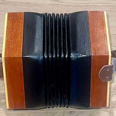 Nice Mahogany Stagi A48 English Concertina, Includes Soft Case & Books Made in Italy ! image 6