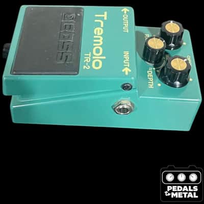 Boss TR-2 Tremolo (Silver Label) 1997 - Present - Green - X17645 image 5
