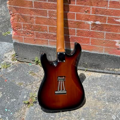 Suhr Classic S 2026 - killer Strat w/a Roasted Maple Neck & Body making great noise ! image 3