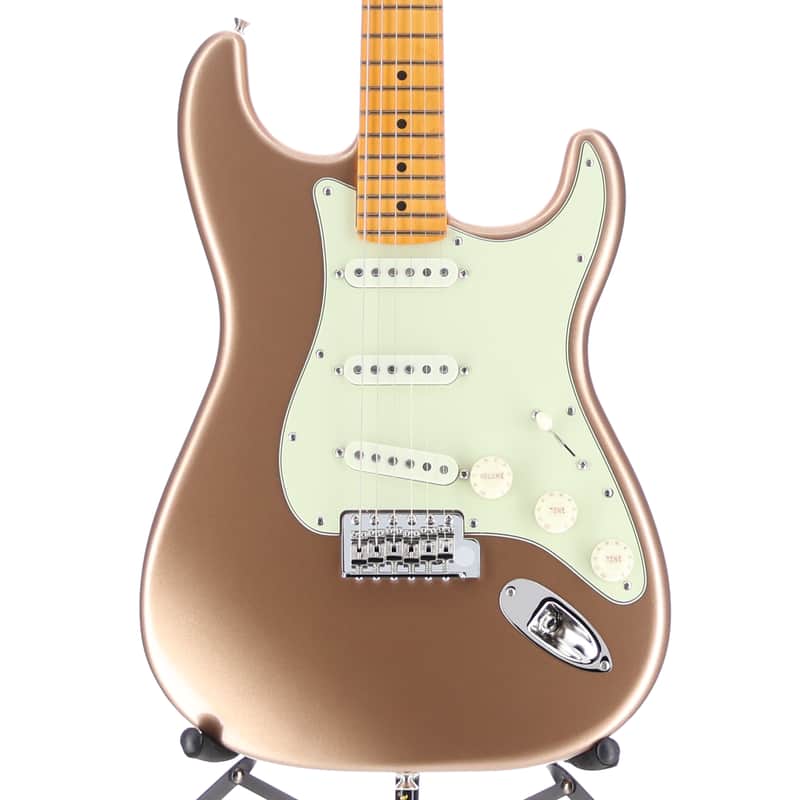 Fender Certified Pre-Owned American Professional Classic Stratocaster®, Maple Fingerboard, Faded Firemist Gold (K2) (99817) image 1