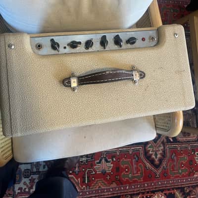 Fender Blues Junior 15-Watt 1x12" Guitar Combo 1995 - 1996 - Tweed image 2