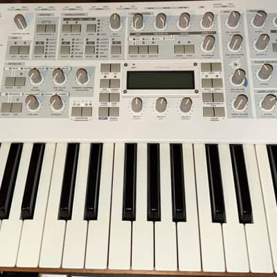 Access Virus TI2 Polar 37-Key Digital Synthesizer 2009 - 2023 - White