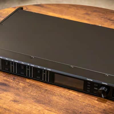 Shure AD4Q-US Axient Digital Four-Channel Wireless Receiver (A: 470 to 636 MHz) - Like New/Unused/NOS image 7