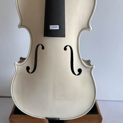 4/4 Violin Unvarnished bird eye maple wood back old spruce top hand carved image 3