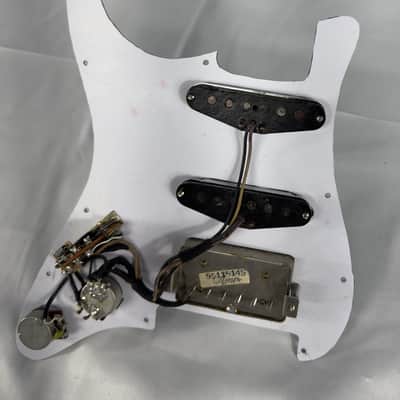 Seymour Duncan Antiquity Loaded Pickguard HSS 1990’s - Nickel image 8