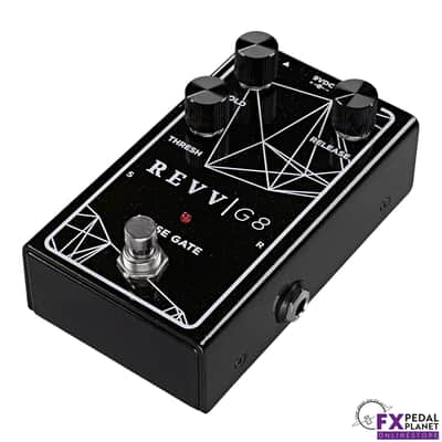 REVV G8 2025 - Black and White image 2