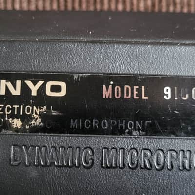 Vintage Nanyo Model 910 Uni-Directional Dynamic Microphone w/ Original Case – Japan image 2