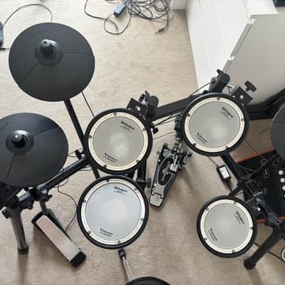 Roland TD-07DMK V-Drum Kit with Mesh Pads 2021 - Black image 2