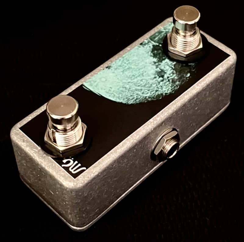 Saturnworks Soft Touch Normally Closed Momentary Double Switch with a Neutrik TRS Jack - Replaces the FS-6 for Momentary Switching Applications with Boss Devices - Handcrafted in California image 1