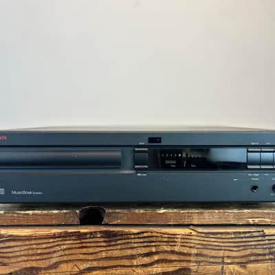 Nakamichi CD Player 2 Vintage Hi-Fi image 2