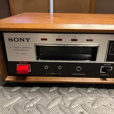 Sony TC-228 vintage 8 Track Tape  deck clean! Including manual image 6