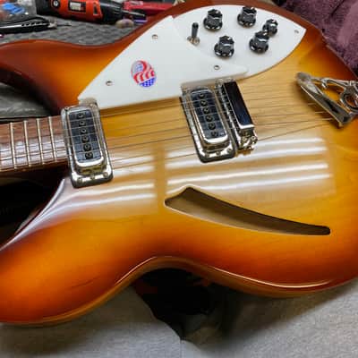 2025 Rickenbacker 330  Montezuma Brown image 20