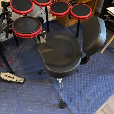 Alesis Nitro Max Expanded Kit 2025 - Red image 3