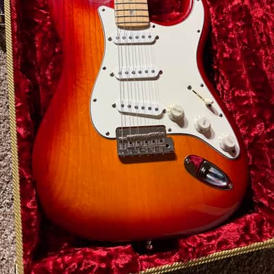Fender 1999 Custom Shop Classic Player Stratocaster V- Neck - Aged Cherry Sunburst image 11