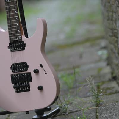 Jackson American Series Virtuoso™, Streaked Ebony Fingerboard - Satin Shell Pink image 3