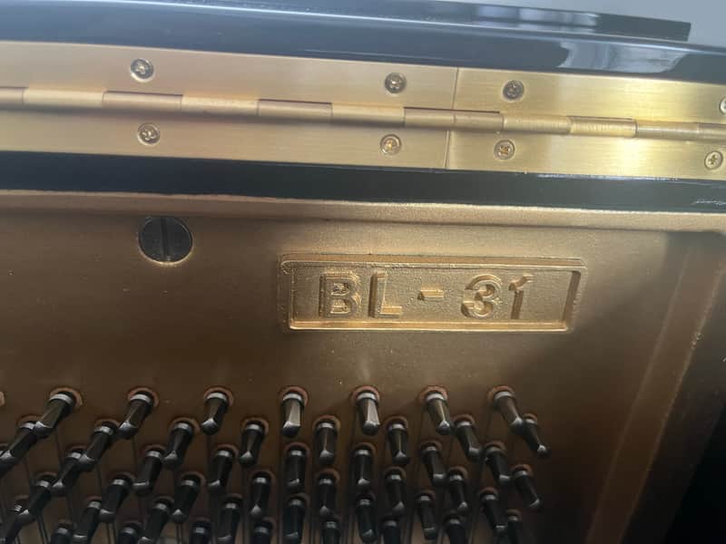Kawai BL-31 1974 - Black gloss imagen 1