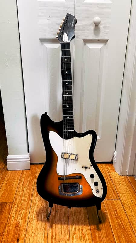 Harmony Bobcat 1966 - 2-tone Sunburst image 1