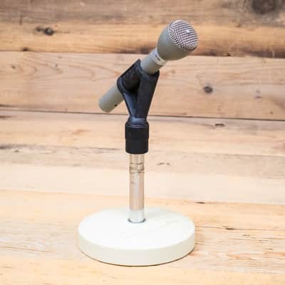 Electro-Voice 635A Omnidirectional Dynamic Microphone | Reverb