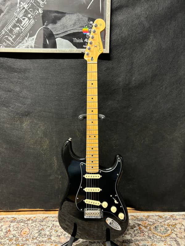 Fender LTD PLYR STRAT MN BLK 2021 - Black image 1