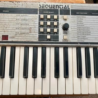 Sequential Circuits MAX 49-Key 6-Voice Polyphonic Synthesizer 1984 - 1986 - Silver / Black image 4