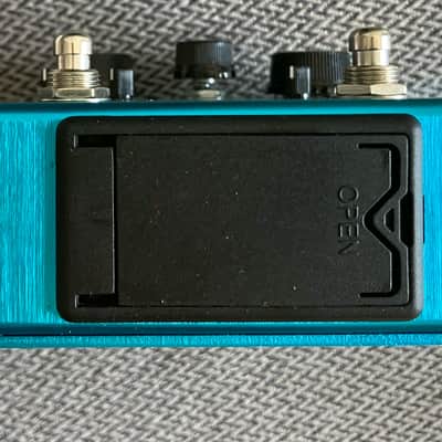 Way Huge WHE707 Supa-Puss Analog Delay 2013 - 2021 - Blue image 4