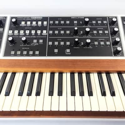 Moog Memorymoog Plus 1982 - 1985 (Serviced / Warranty / Flightcase) image 3