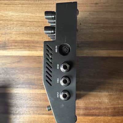 Two Notes Le Bass Dual-Channel Tube Bass Preamp - 2010s Black image 5