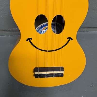 Mahalo U/SMILE "Smiley Face" Soprano Ukulele (Used) image 2