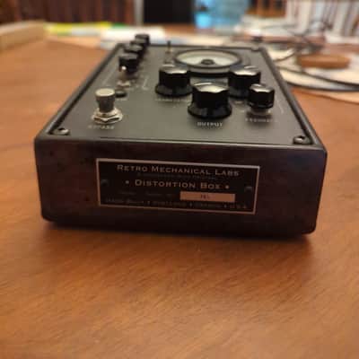 Retro Mechanical Labs 432k Distortion Box  Walnut Casing image 2