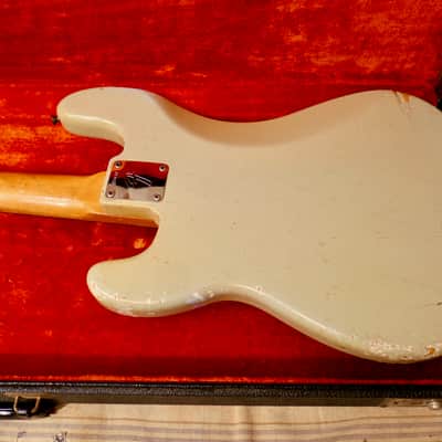 Fender Precision Bass 1966 - Sonic Blue image 12