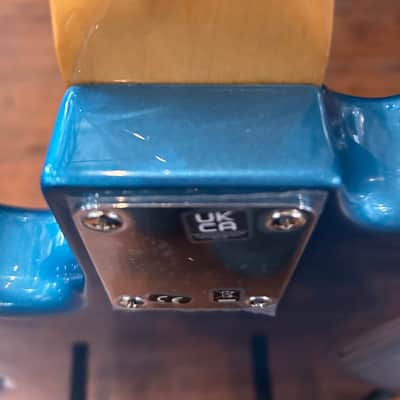 Fender Vintera II '60s Jazz Bass with Rosewood Fretboard Lake Placid Blue #MX23107622 9 lbs. 4.2 oz image 9