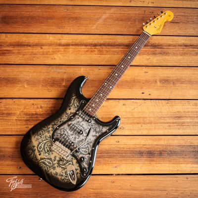 Fender Made in Japan Traditional 60s Stratocaster Black Paisley 2020 image 3