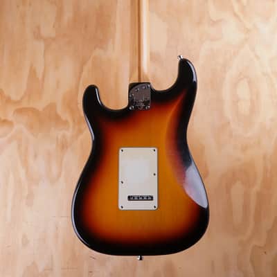 Fender American Deluxe Stratocaster Electric Guitar in 3-Colour Sunburst image 4