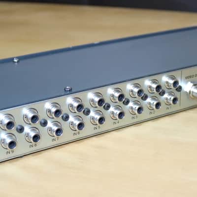 Kramer VS-101AV 10 x 1 Composite Video & Stereo Audio Mechanical Switcher - Dark Grey image 4