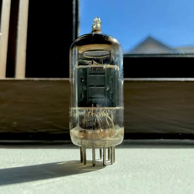 VINTAGE 1962 MULLARD ECC83 / 12AX7  - BLACKBURN FACTORY - MADE IN THE UK - BRITISH VALVE ASSOC STAMP - VERY GOOD CONDITION image 3