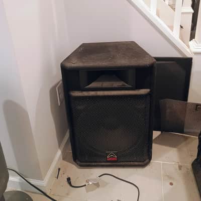 Peavey XR 600F Powered Mixer with Pair of Wharfedale Pro PA Speakers – Complete PA System image 3