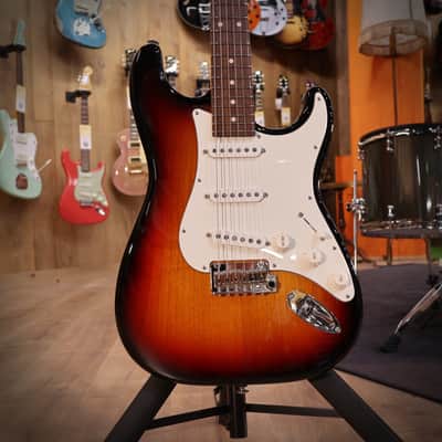Suhr Classic S 3 Tone Burst RW SSS image 3