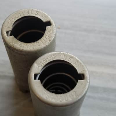 Cinch Pair (2) Tube Shields 12AX7 9-pin J-Slot TS103U02 mil spec J52-04 Vintage Vacuum 1950s-1960s image 4