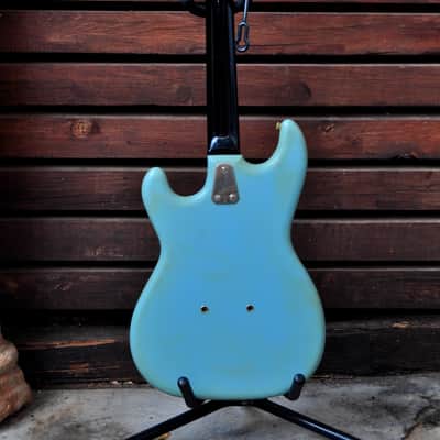 Very rare Hagstrom Kent PB-24G 1963 Blue Made In Sweden David Bowie image 5
