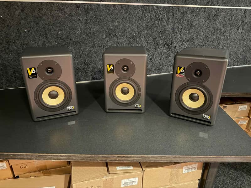 KRK V6 V Series 2-Way 6.5" Active Studio Monitors (LCR Set of Three) 2000 - 2005 - Black image 1