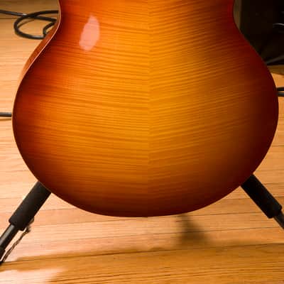 NEW PRICE! 18 " Benedetto "Custom 7 String" (like La Venezia model) 1993 Autumn sunburst Offers OK image 4