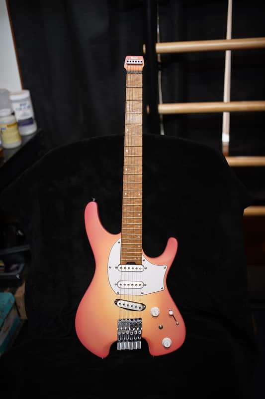 Ibanez ICHI10-VWM Ichika Nito Signature Quest 2021 - Vintage White Matte image 1