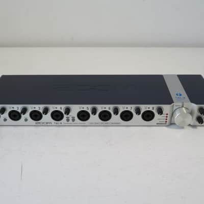 Zoom TAC-8 Thunderbolt MIDI Audio Interface Converter – Boxed image 2