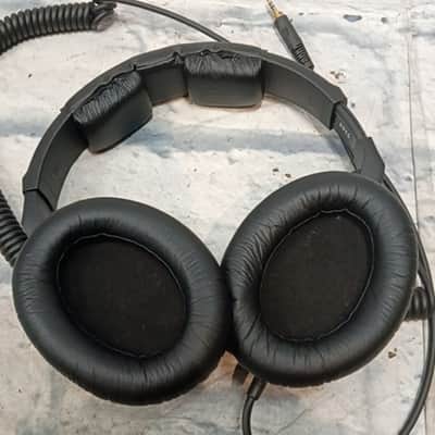Sennheiser HD 280 Pro Studio Headphones image 5