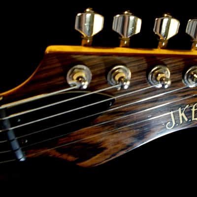 J. K. LADO WENGE STRAT 2002 WENGE. ONLY ONE BUILT. A MAJESTIC GUITAR. GREAT SOUND AND HIGH QUALITY. image 9