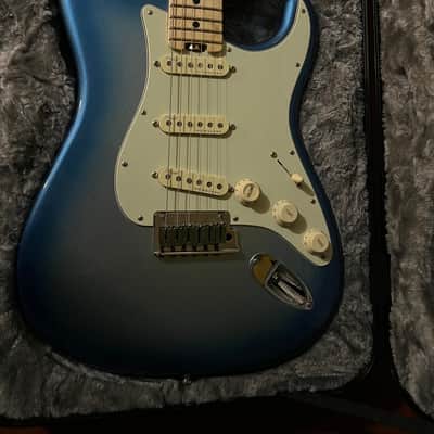 Fender 2018 SkyBurst Metallic American Elite Stratocaster image 1