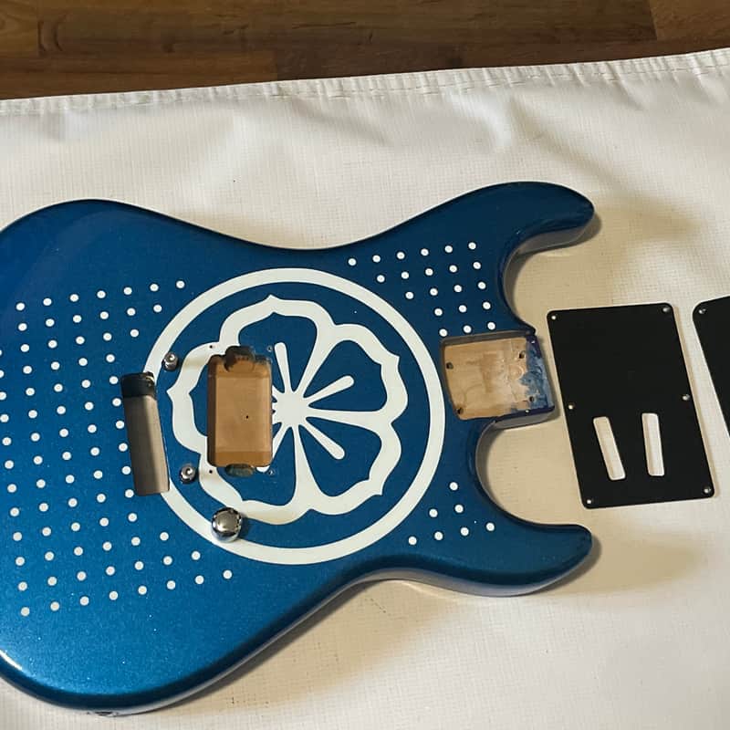 2021 Kramer Baretta Vintage Guitar Body Graphic