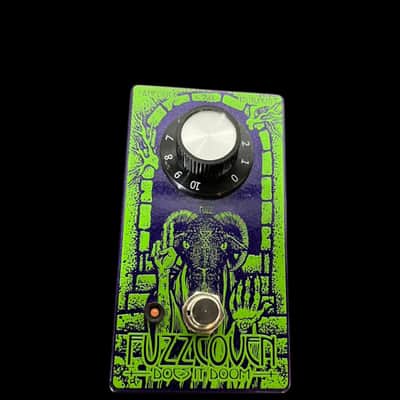Does it Doom Fuzzcoven - Green X14917 image 1
